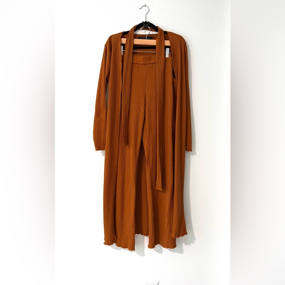 House of Harlow 1960 Rust Cardigan Set